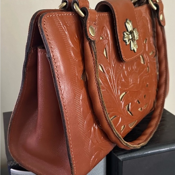 Patricia Nash Rosina Cut Out Tooled Leather Handbag EUC - Picture 7 of 11